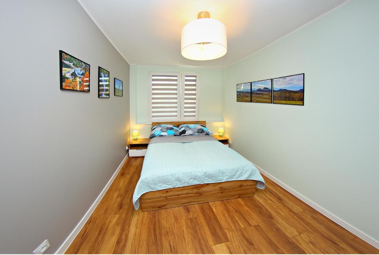 Apartament Sloneczniki Zabobrze Apartment Jelenia Gora Luaran gambar